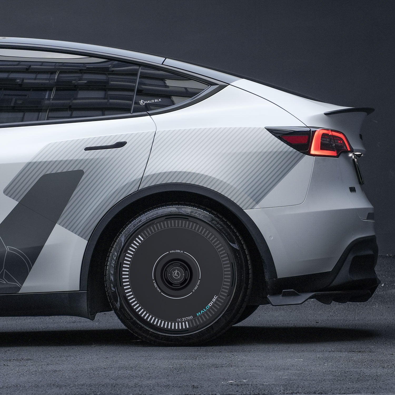 HALODISC 2 Wheel Covers for Tesla Model Y 19" Gemini Wheels丨Charging